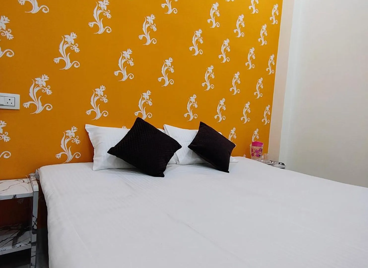 Yash Paying Guest House Varanasi